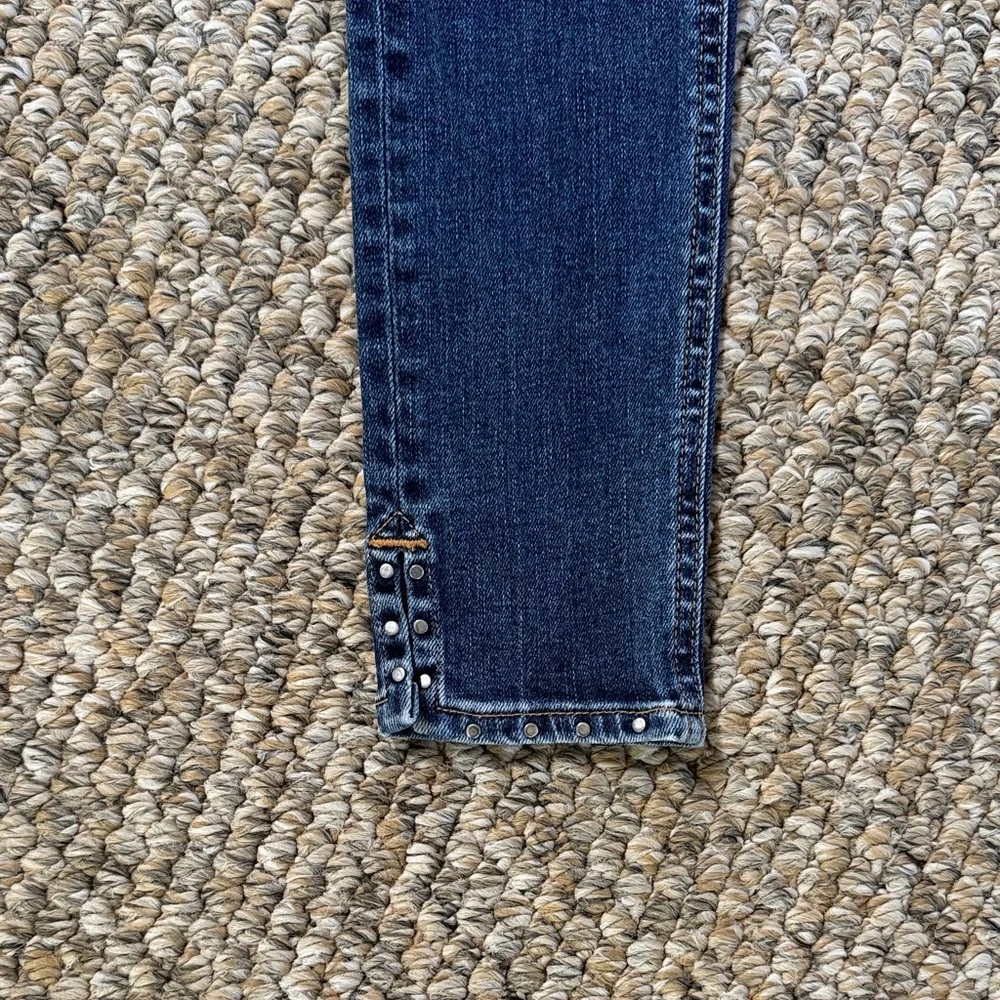 Rag&Bone Women's Skinny Capri Jeans with silver studs size 23 like new - Picture 2 of 8